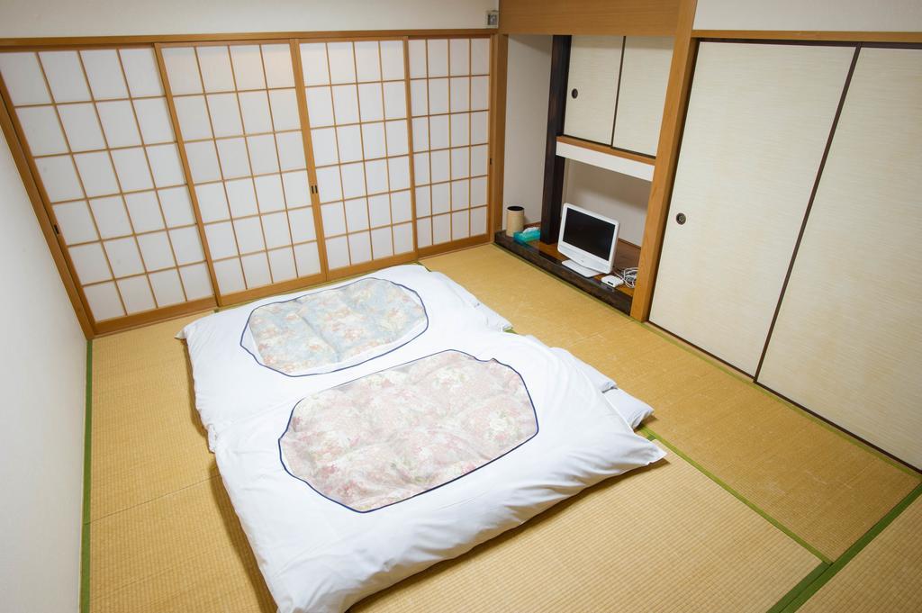 駅前山小屋a-Yard Ome المظهر الخارجي الصورة