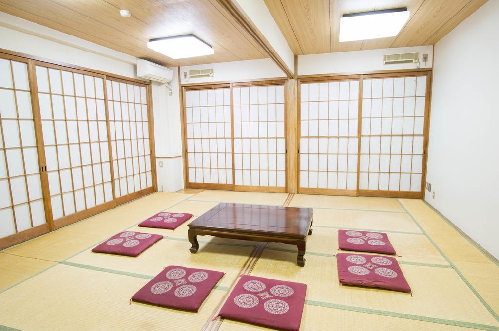 駅前山小屋a-Yard Ome المظهر الخارجي الصورة